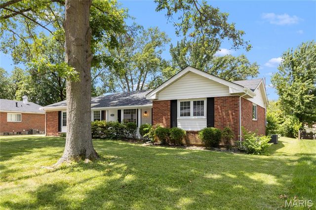 12563 Shepherd Drive, Florissant, MO 63033