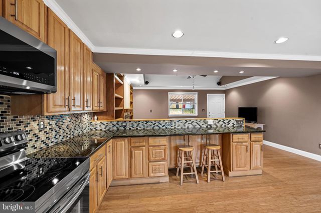 624 FAIRWAY DR, Baltimore, MD 21286