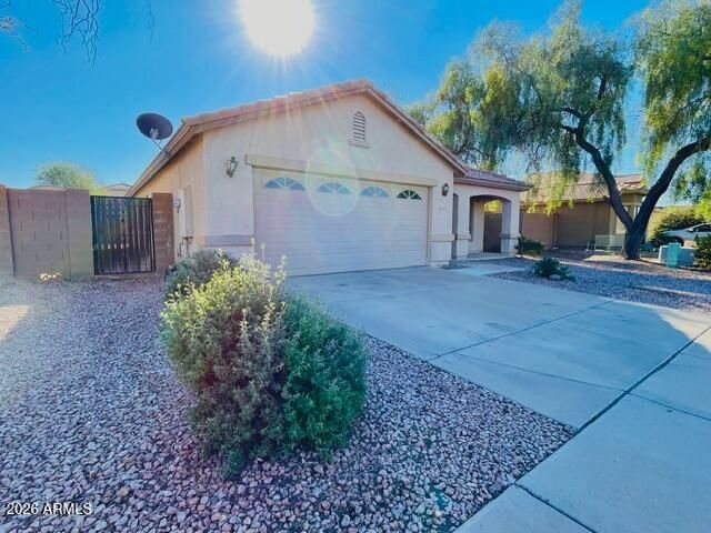 8521 W WATKINS Street S, Tolleson, AZ 85353