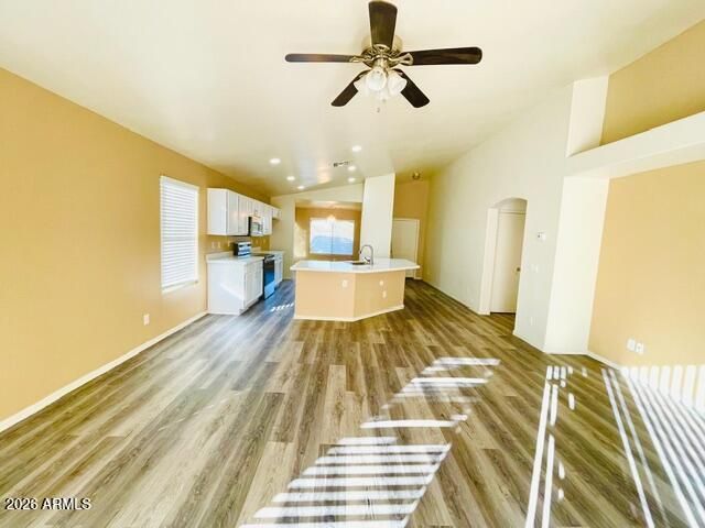 8521 W WATKINS Street S, Tolleson, AZ 85353