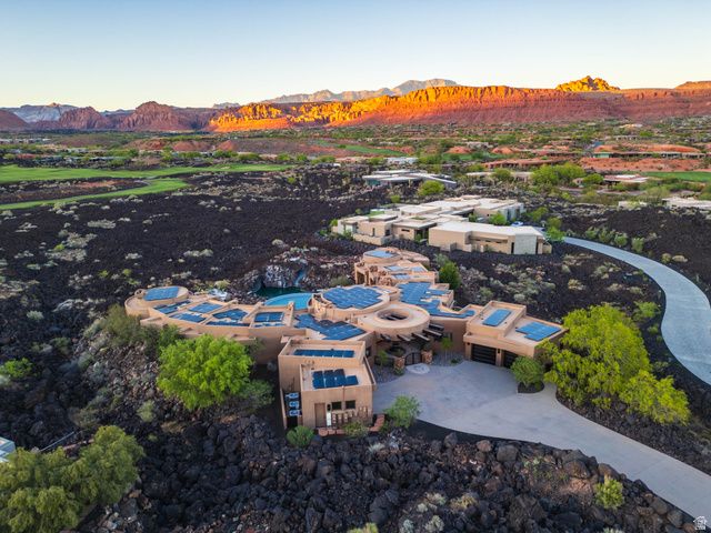 2248 N TACHEENE DR, St. George, UT 84770