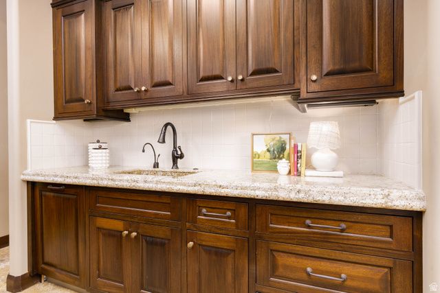 2248 N TACHEENE DR, St. George, UT 84770