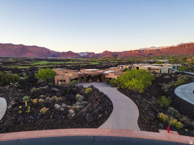 2248 N TACHEENE DR, St. George, UT 84770
