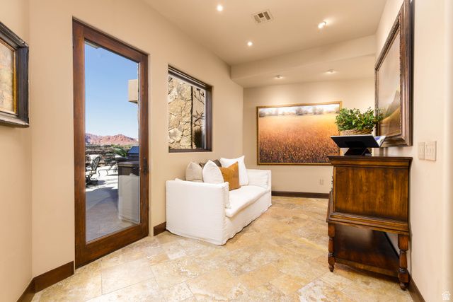 2248 N TACHEENE DR, St. George, UT 84770