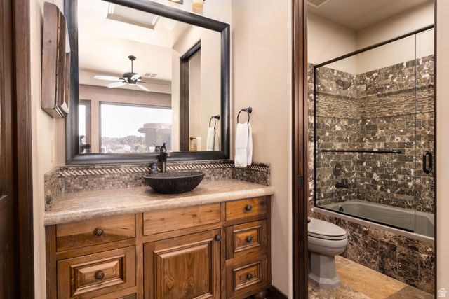 2248 N TACHEENE DR, St. George, UT 84770