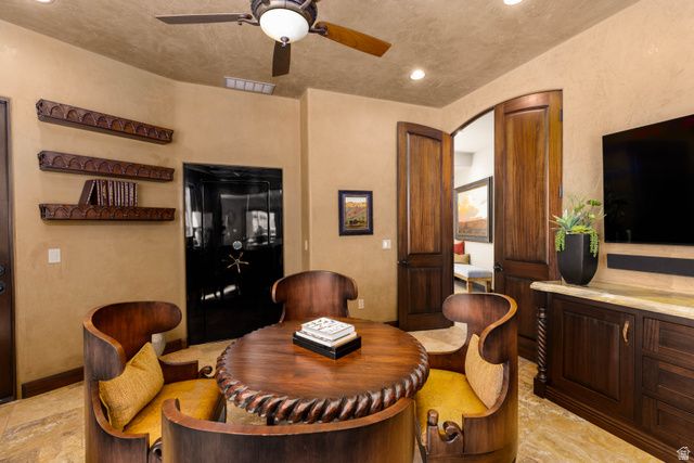 2248 N TACHEENE DR, St. George, UT 84770