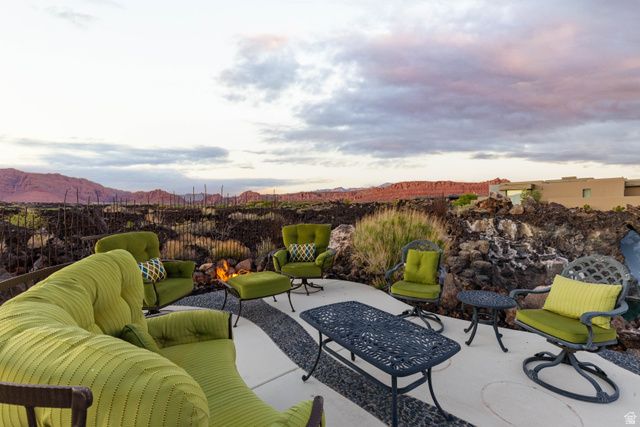 2248 N TACHEENE DR, St. George, UT 84770