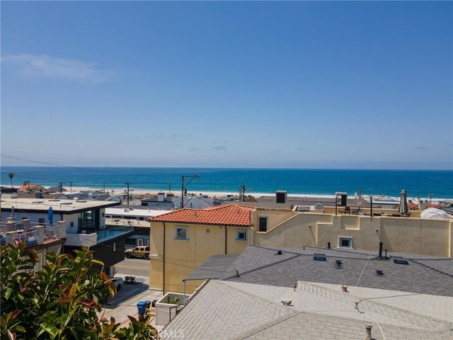 220 29th Street, Hermosa Beach, CA 90254