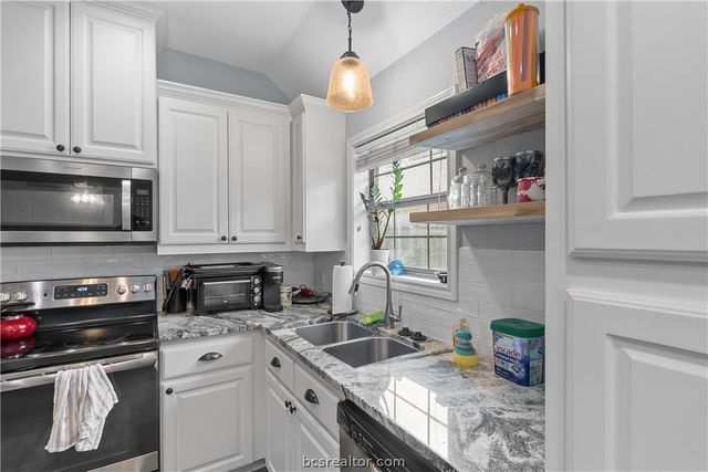 931 Turtle Dove Trail, College Station, TX 77845