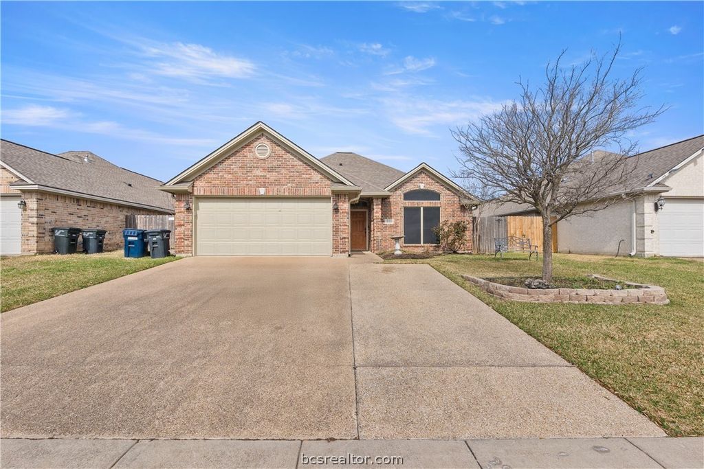 931 Turtle Dove Trail, College Station, TX 77845