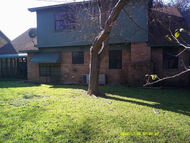 107 Villa Dr, Troup, TX 75789