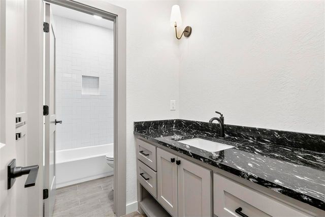 351 Weaver Way, Fletcher, OK 73541