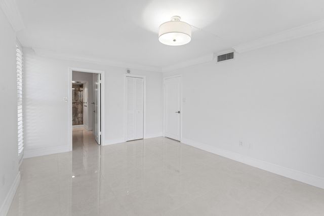 5380 N Ocean Drive 5a, Riviera Beach, FL 33404