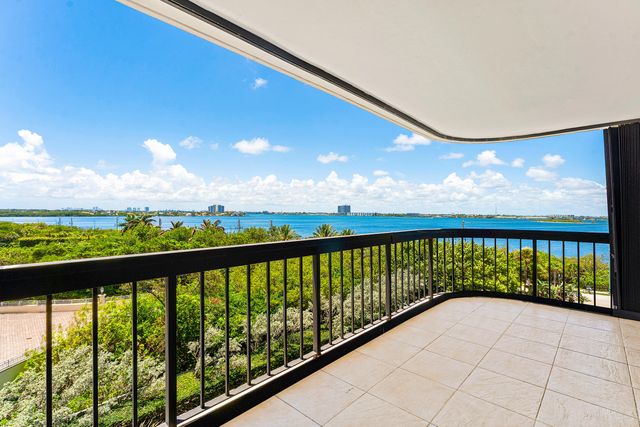 5380 N Ocean Drive 5a, Riviera Beach, FL 33404