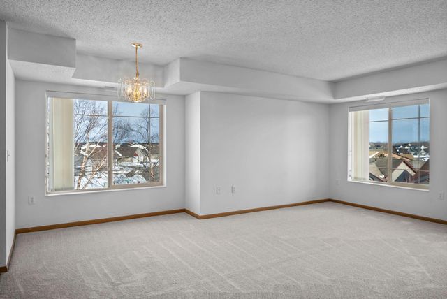 2155 6th Lane SE 208, Cambridge, MN 55008