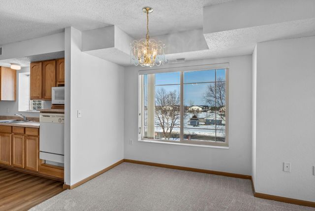 2155 6th Lane SE 208, Cambridge, MN 55008