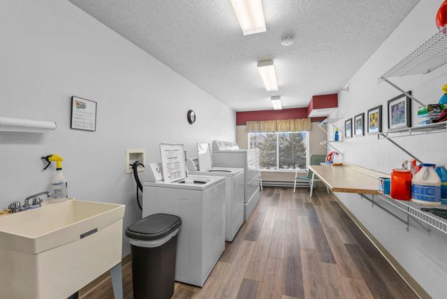 2155 6th Lane SE 208, Cambridge, MN 55008