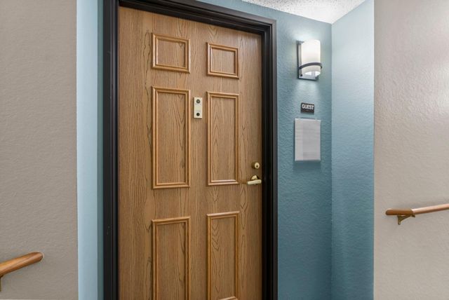 2155 6th Lane SE 208, Cambridge, MN 55008