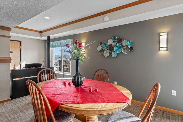 2155 6th Lane SE 208, Cambridge, MN 55008