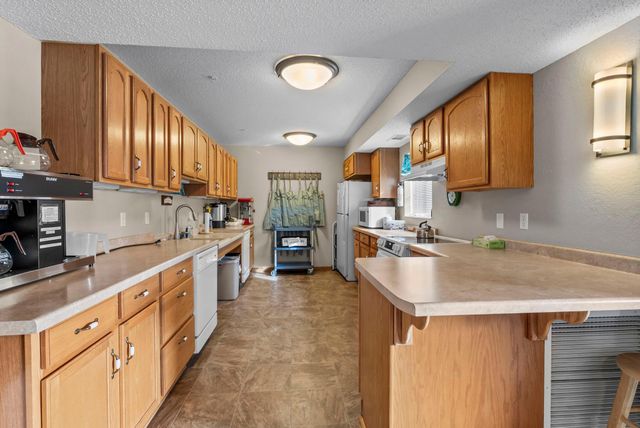 2155 6th Lane SE 208, Cambridge, MN 55008