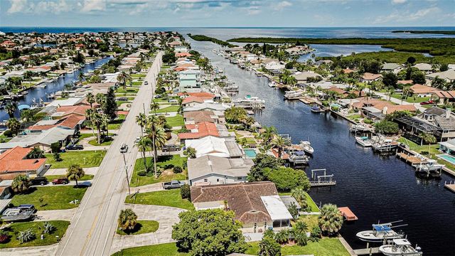 4149 FLORAMAR TERRACE, New Port Richey, FL 34652
