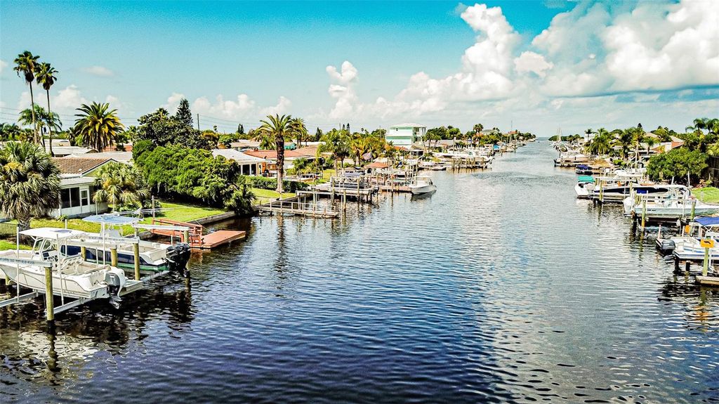 4149 FLORAMAR TERRACE, New Port Richey, FL 34652