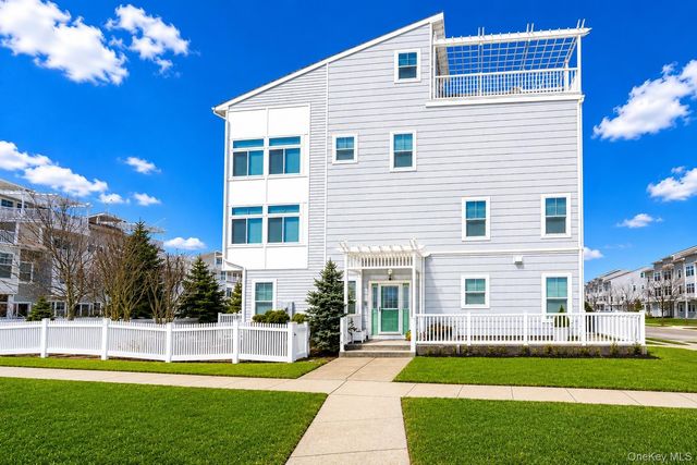 6428 Ocean Avenue S, Arverne, NY 11692