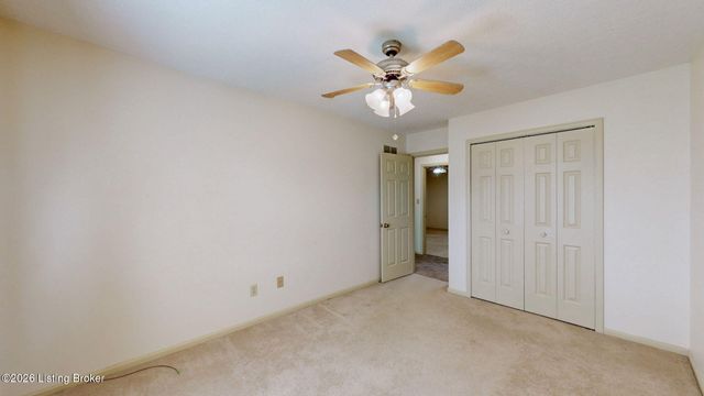 3613 Burkland Blvd, Shepherdsville, KY 40165