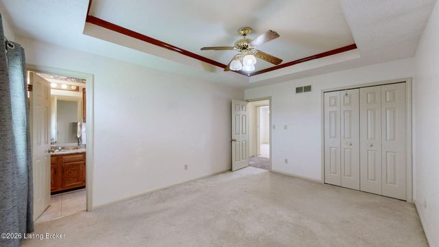 3613 Burkland Blvd, Shepherdsville, KY 40165