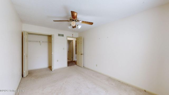 3613 Burkland Blvd, Shepherdsville, KY 40165