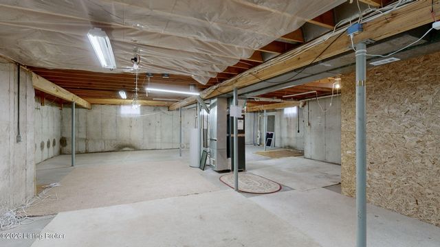 3613 Burkland Blvd, Shepherdsville, KY 40165