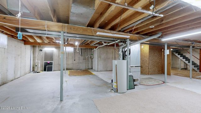 3613 Burkland Blvd, Shepherdsville, KY 40165