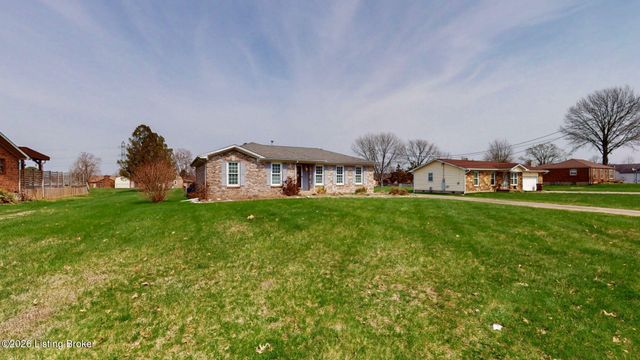 3613 Burkland Blvd, Shepherdsville, KY 40165