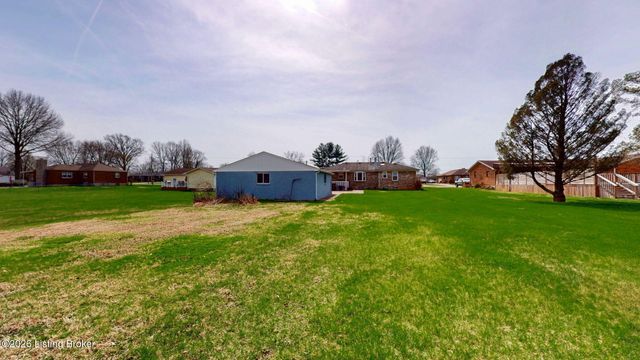 3613 Burkland Blvd, Shepherdsville, KY 40165