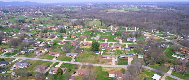 3613 Burkland Blvd, Shepherdsville, KY 40165