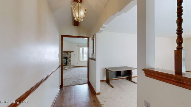 3613 Burkland Blvd, Shepherdsville, KY 40165