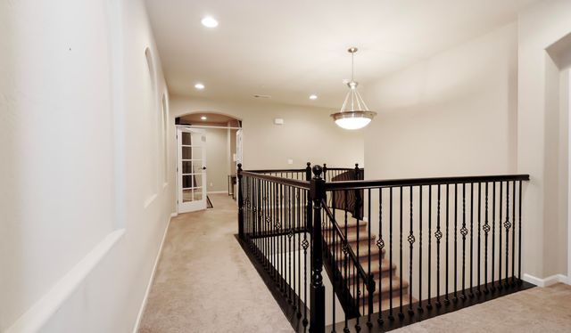 2536 W Stewart Avenue, Visalia, CA 93291