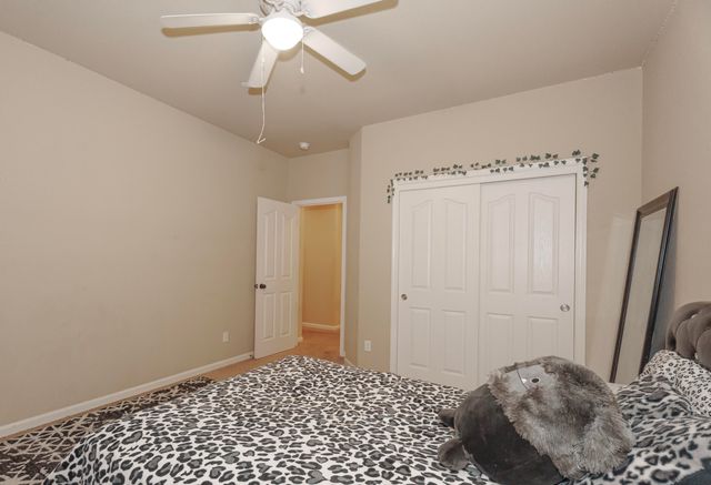 2536 W Stewart Avenue, Visalia, CA 93291