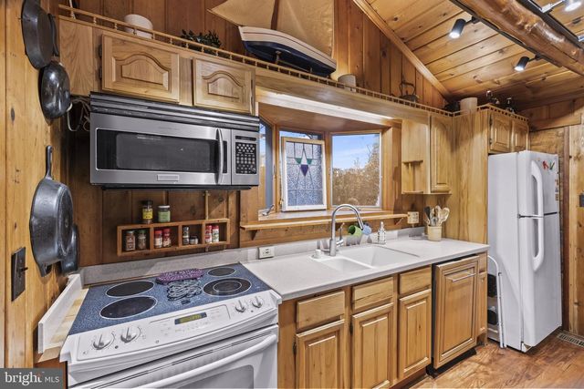 2010 DATE RD, Port Republic, MD 20676