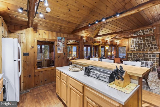 2010 DATE RD, Port Republic, MD 20676