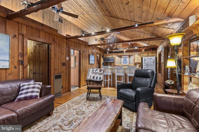 2010 DATE RD, Port Republic, MD 20676