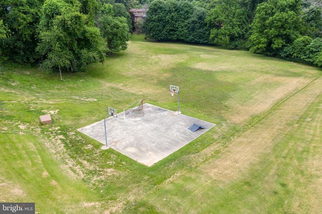 2010 DATE RD, Port Republic, MD 20676