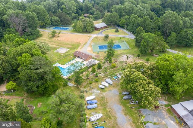 2010 DATE RD, Port Republic, MD 20676