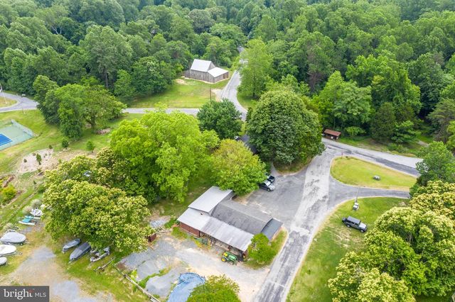 2010 DATE RD, Port Republic, MD 20676