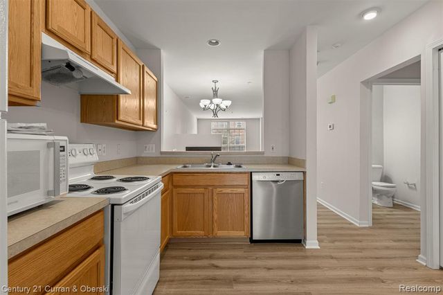 39444 Springwater Drive, Northville, MI 48168