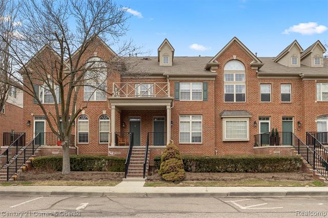 39444 Springwater Drive, Northville, MI 48168