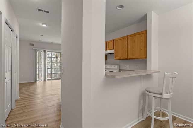 39444 Springwater Drive, Northville, MI 48168