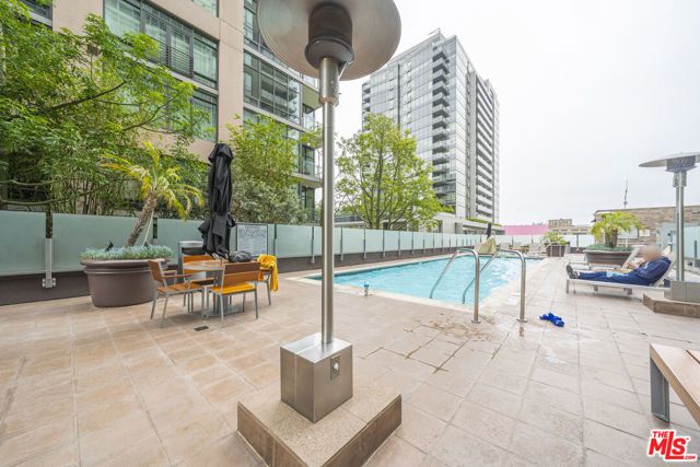 1100 S Hope Street 716, Los Angeles, CA 90015