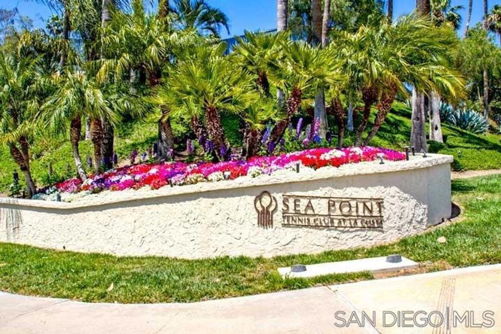 3164 Vista Grande, Carlsbad, CA 92009 — photo 2