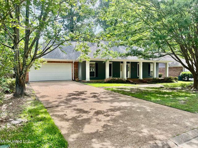 3057 Windwood Circle, Flowood, MS 39232